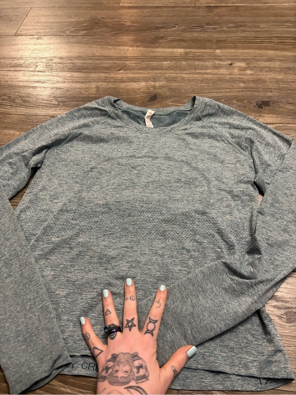NWOT Lululemon Swiftly Tech Long-Sleeve Shirt 2.0 *Race (Green Jasper/White) 12